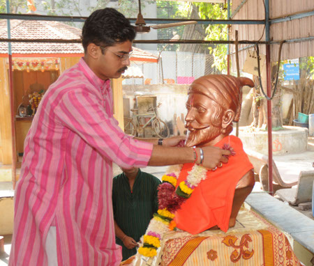 Garlanding the Statue of Chhatrapati Shivaji Maharaj at the hands of  Mr. Sumit Sagvekar,HJS